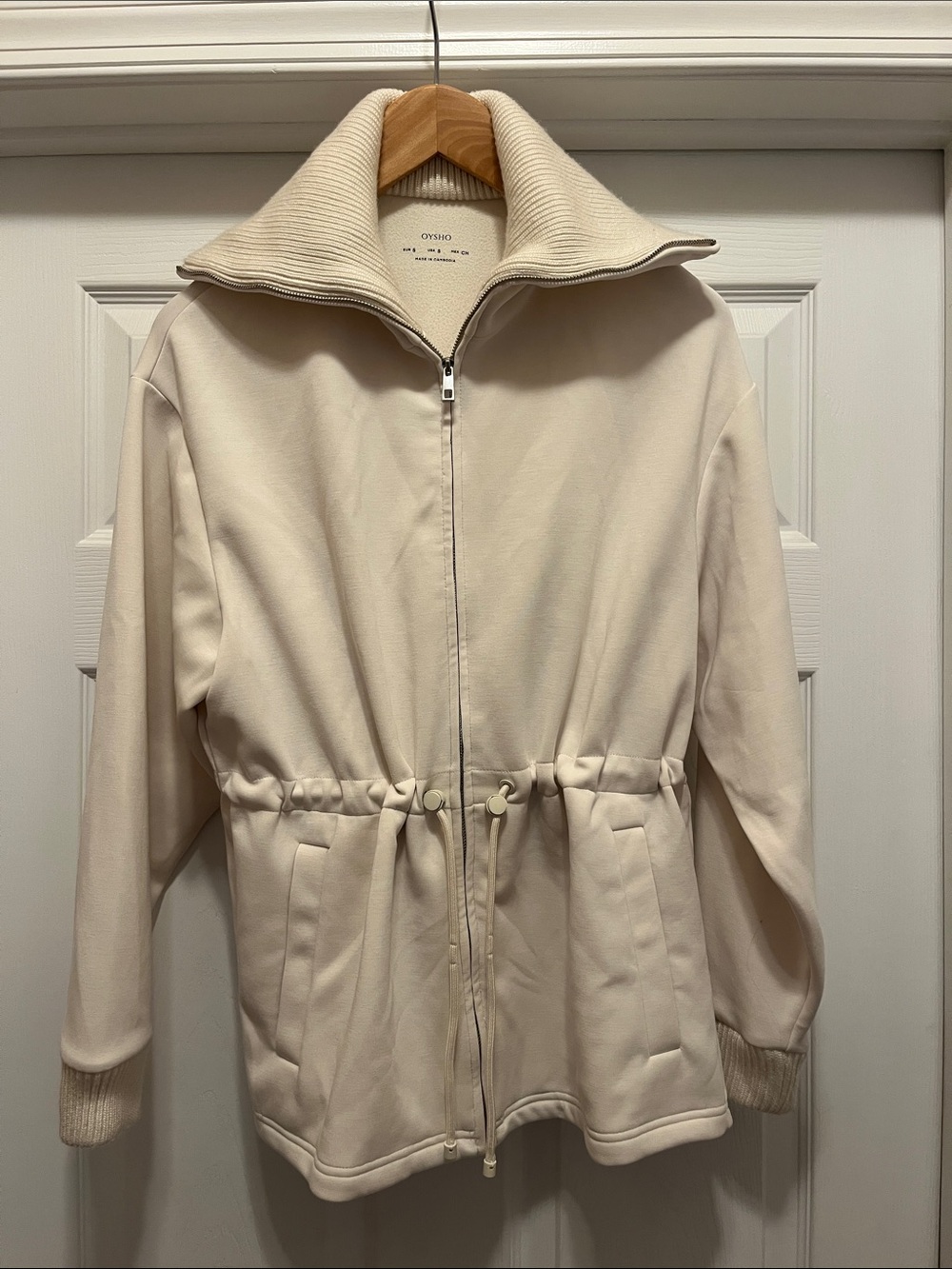 NWOT Oysho Cream Zip-Front Drawstring Jacket